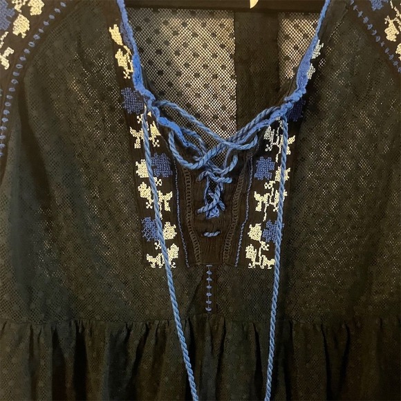 Free People Black Sheer Embroidered Tassel Tie Boho Blouse Sz S Oversized - Picture 3 of 8